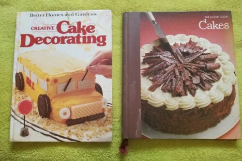 Lot of 2 Vintage Cake Cookbooks Creative Cake Decorating & The Good Cook Cakes