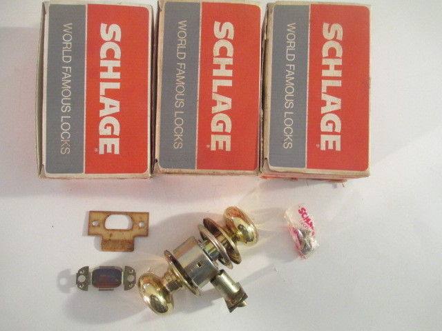Lot of 3 Schlage A10S GEO 605 Passage Sets, Grade 2, Polished Brass  NOS