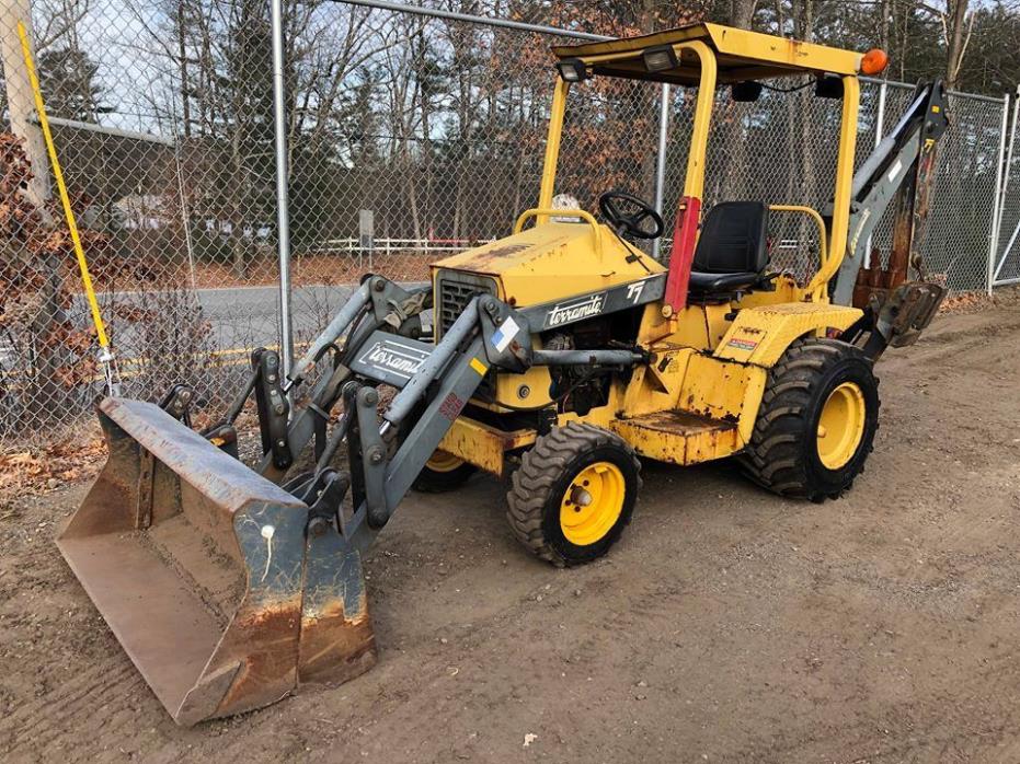 2010 Diesel Terramite Tractor T7 Backhoe 4 in 1 Front Bucket DIESEL