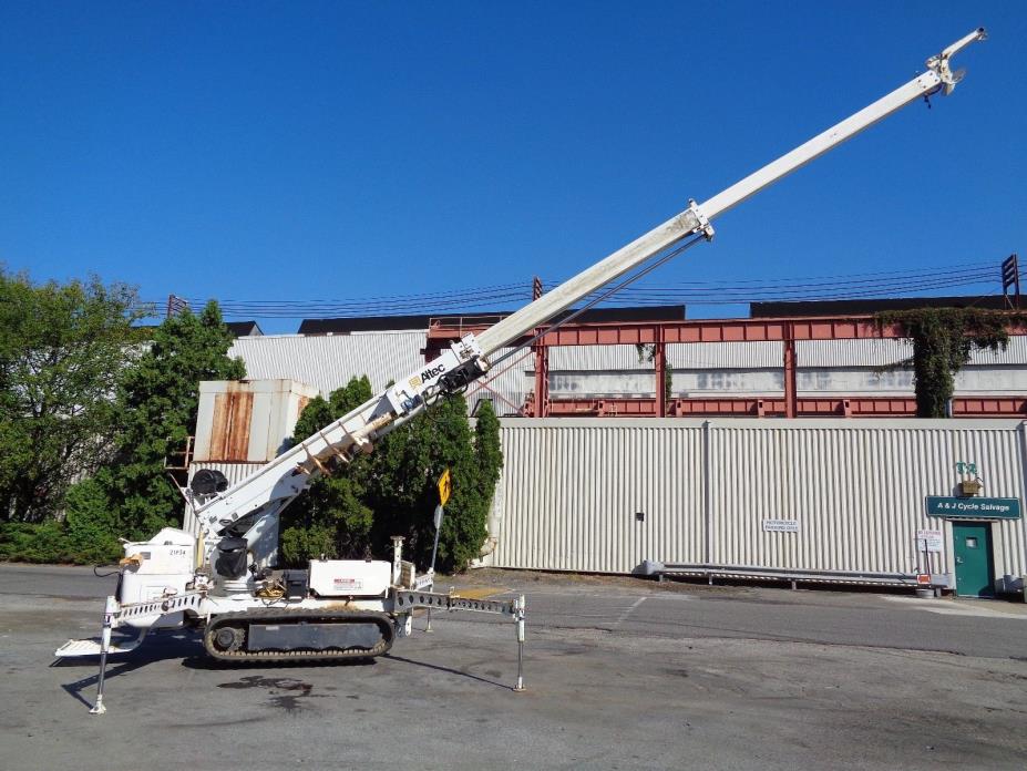 2010 Altec DB35 Back Yard Digger Derrick Crawler Crane Boom Lift & Trailer