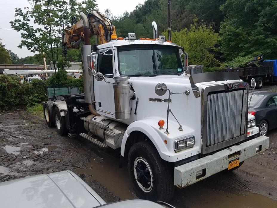 1997 Western Star Tractor with Cat 3406E and Knuckle Boom