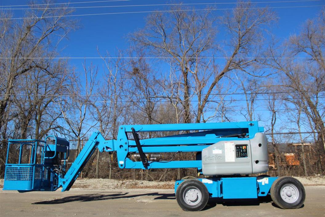 2007 GENIE Z45/25J DC ELECTRIC ARTICULATING BOOM LIFT WITH JIB GENIE AERIAL LIFT