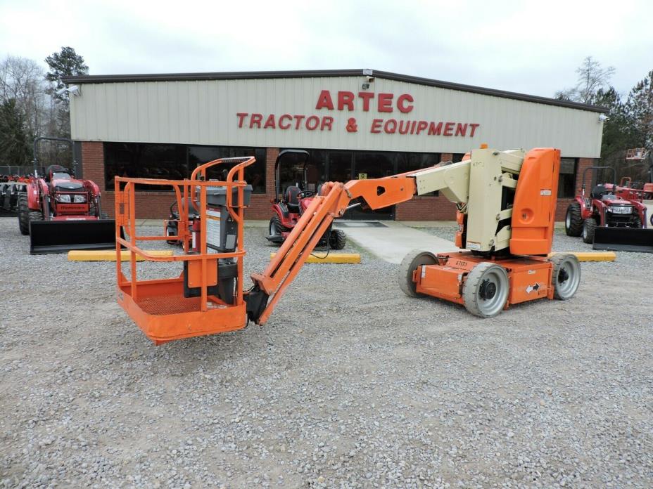 2007 JLG E300AJ ARTICULATING BOOM LIFT - NON MARKING TIRES - ONLY 1363 HOURS!!