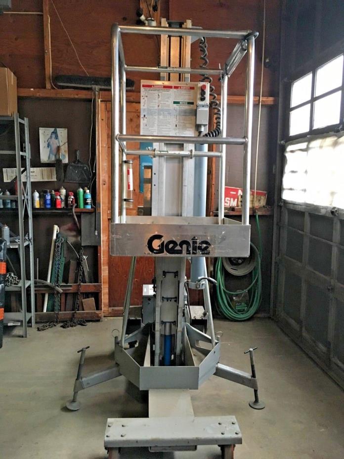 GENIE VERTICAL MAN LIFT