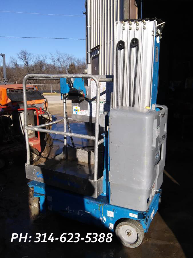 2010 Genie GR-20 Personnel Man Lift Boom Scissor Picker Aerial JLG GR20 Mask