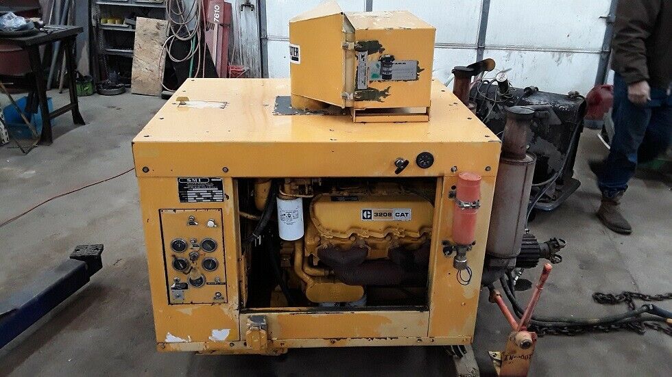 Caterpillar Cat 3208 Power Unit 210hp 347 Hrs COmplete With PTO & Hydraulic Pump