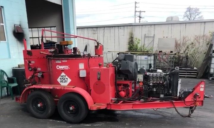 CRAFCO EZ POUR 200 W/ COMPRESSOR - RUNS WELL