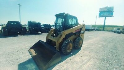 2015 Caterpillar 236 D Skid Steer Cab A/c 94Hrs Hyd Quick Attach Used