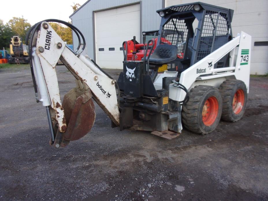 Bobcat 743 Skid Steer w/ 907 Backhoe Attachment and bucket ,Kubota Diesel