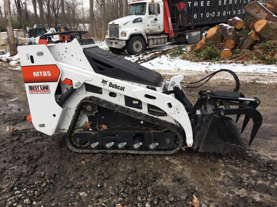 2018 Bobcat MT85 Mini Skid Steer (#698)