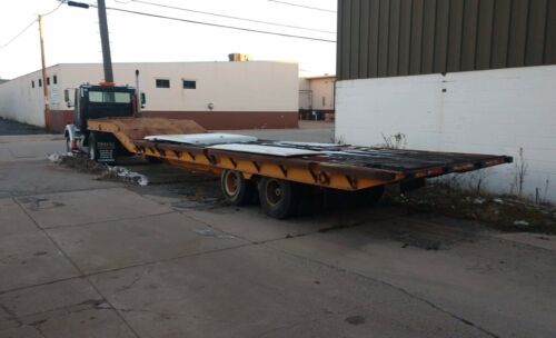 Lowboy Tilt Semi EQUIPMENT TRAILER