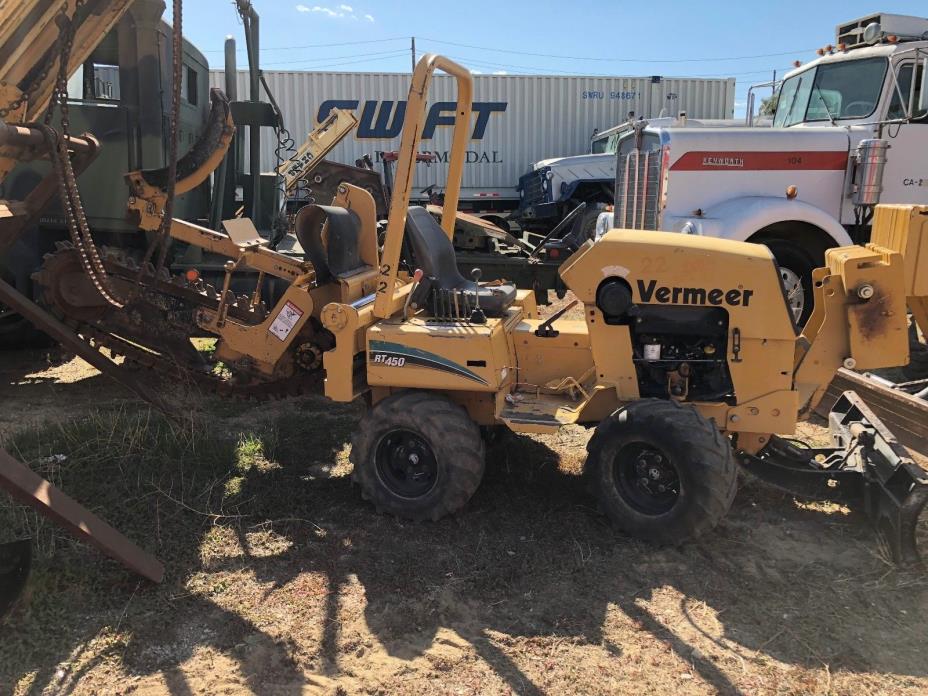 VERMEER RT450 TRENCHER RIDE ON DIESEL 676 HOURS 6 WAY BLADE READY TO WORK