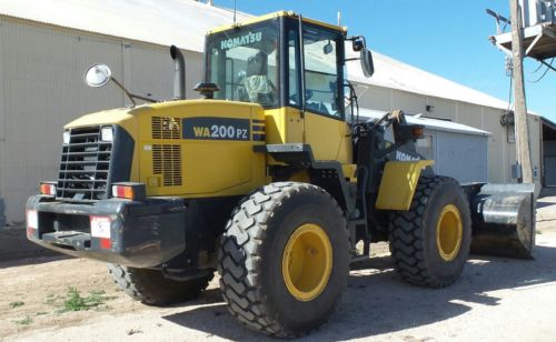 WHEEL LOADER KOMATSU 126HP ENCLOSED CAB AC AND HEAT AUXILIARY HYDRAULICS