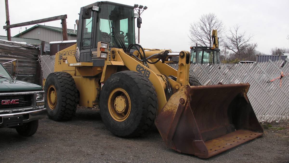 1996 Case 621B - Wheel Loader - ACS Quick Coupler - Clam Bucket - Low Hours - NJ