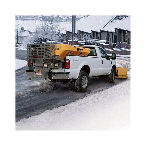 Meyer Products, PolyHawk 6' Insert Spreader, 10.5hp Briggs (1.5 cu yd)