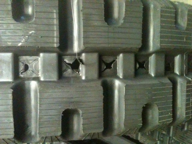 Qty 2- NEW RUBBER TRACKS FOR BOBCAT T180 T190 T590