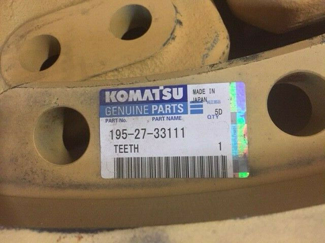 Komatsu 195-27-33111 Teeth (NEW)