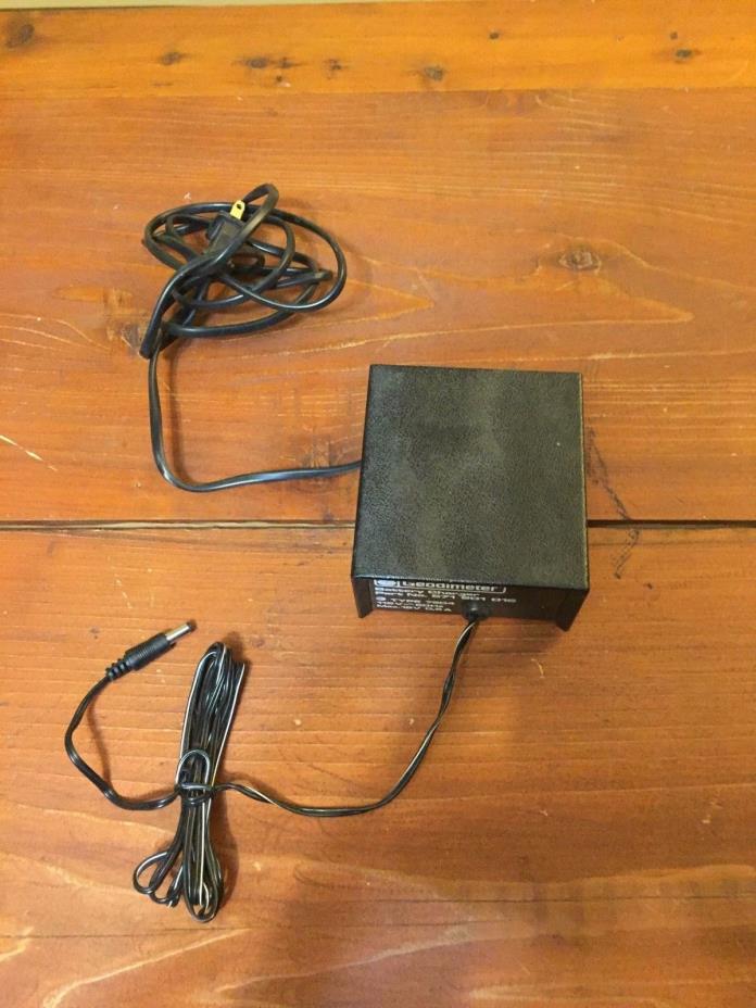 GEODIMETER BATTERY CHARGER 571 901 016 FOR TOTAL STATION SURVEYING