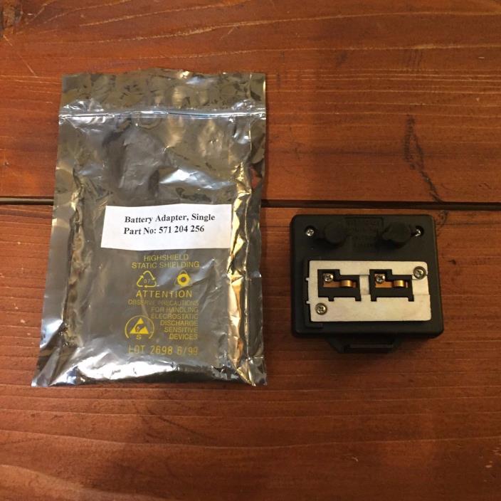 TRIMBLE BATTERY ADAPTER SINGLE FOR TOTAL STATION SURVEYING