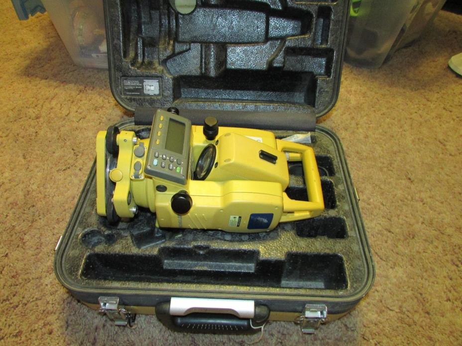 Topcon GTS-230W Total Station Reflectorless Surveying Equipment w Case