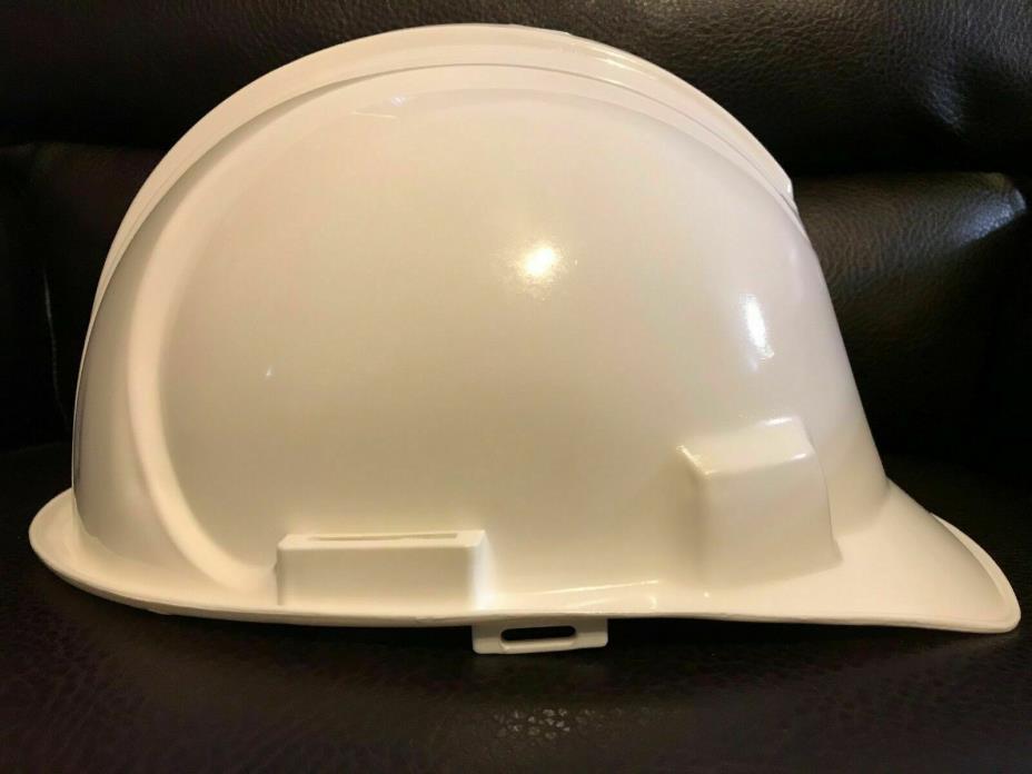 Lot of 5 Safety Helmet NEW! Huntsman Hard Hat White Cap 4 Point Ratchet ANSI