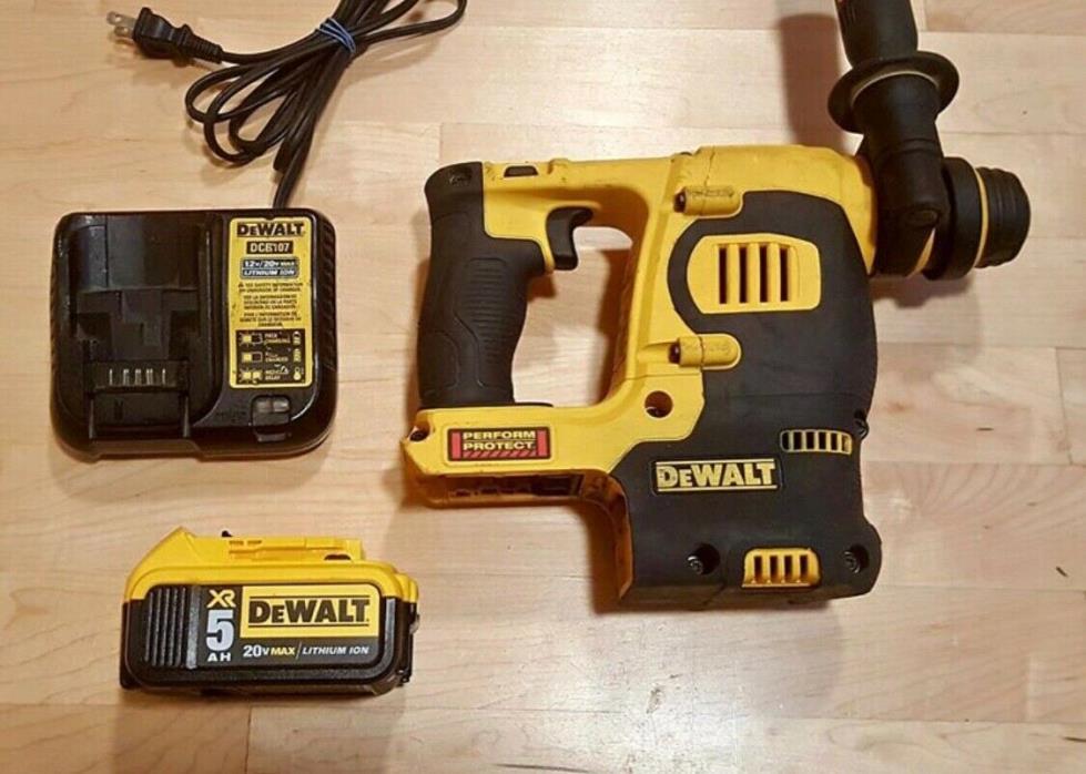DeWALT DCH273 XR 1