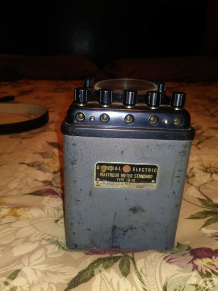 Vintage portable GE Watthour Meter