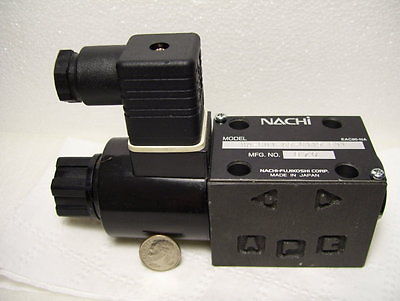 New Nachi SA-G01-A5-C115-E31 Solenoid Operated Directional Control Valve