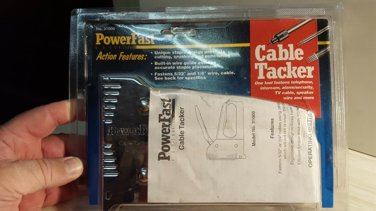PowerFast Cable Tacker  DESA International W/ STAPLES / new