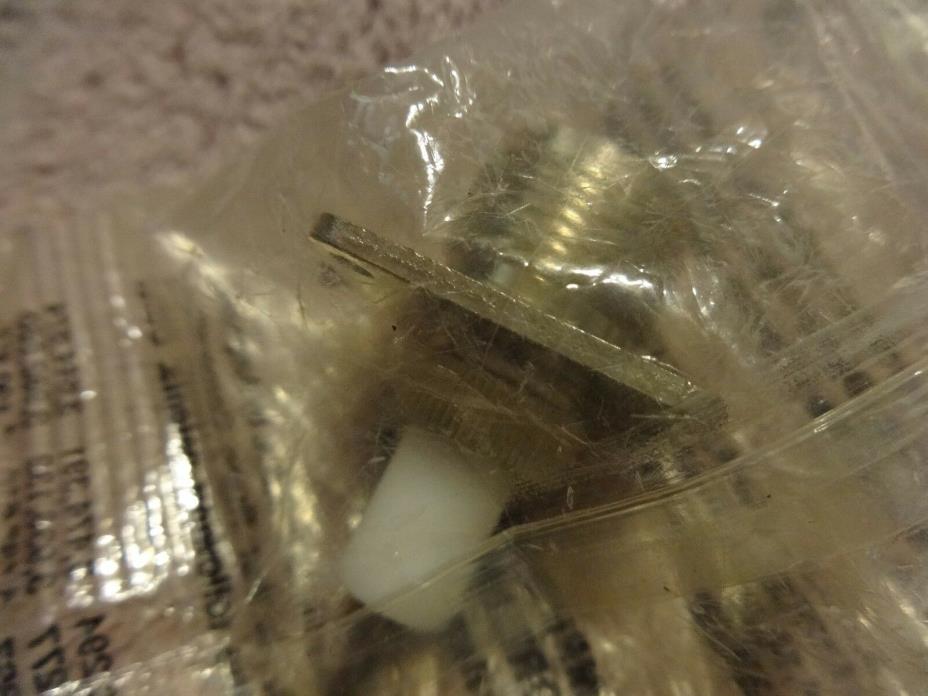 AMPHENOL NORTH AMERICA 554-82/481  RF CONNECTOR NEW IN THE WRAP ,  LOT OF 3