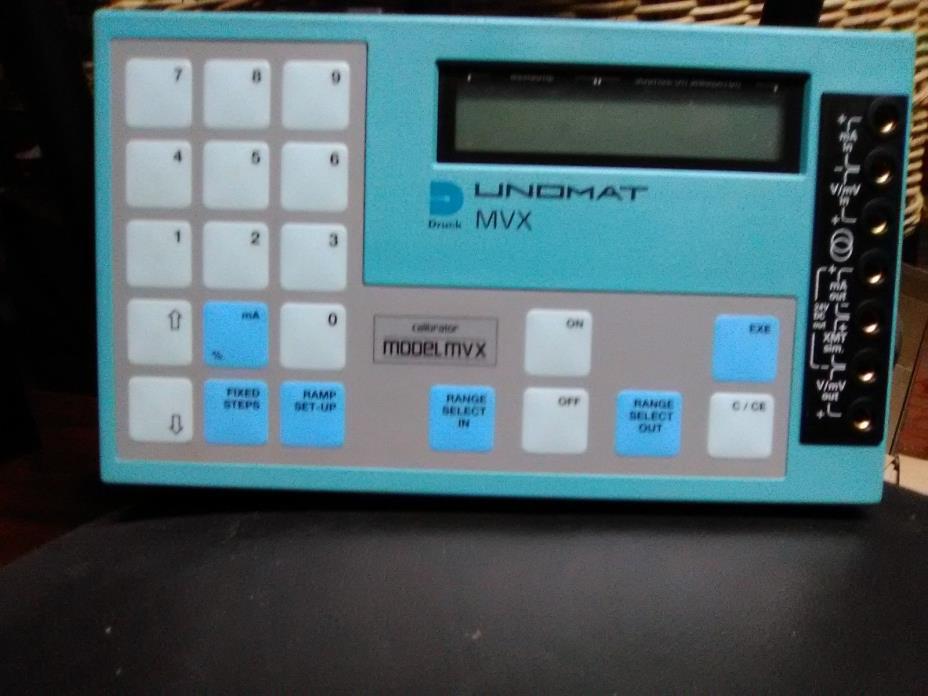 DRUCK UNOMAT MVX PROCESS SIGNAL MULTI CALIBRATOR WITH CARRYING CASE