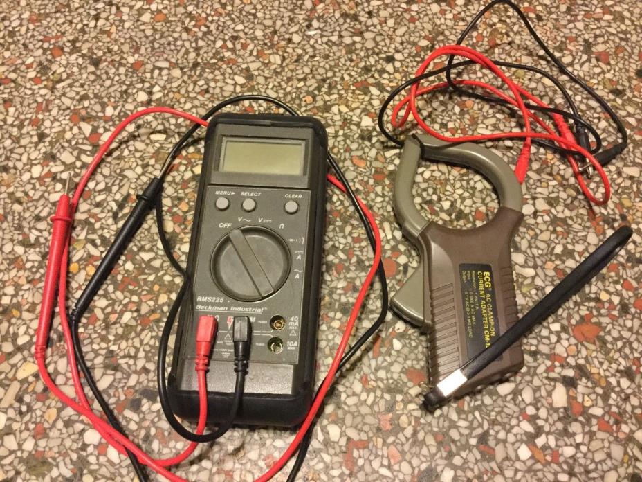 BECKMAN INDUSTRIAL RMS225 MULTIMETER AND ECG CLAMP ON CURRENT ADAPTER CM-100