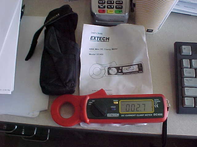 EXTECH DC CURRENT CLAMP  METER DC 400 WITH CASE