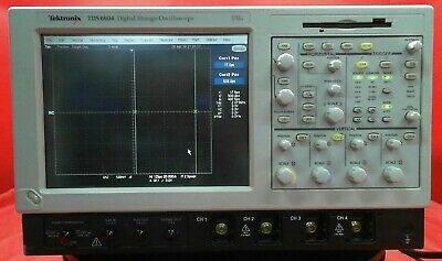 Tektronix TDS6604 Digital Storage Oscilloscope. 6GHz, 20 GS/s sample rate