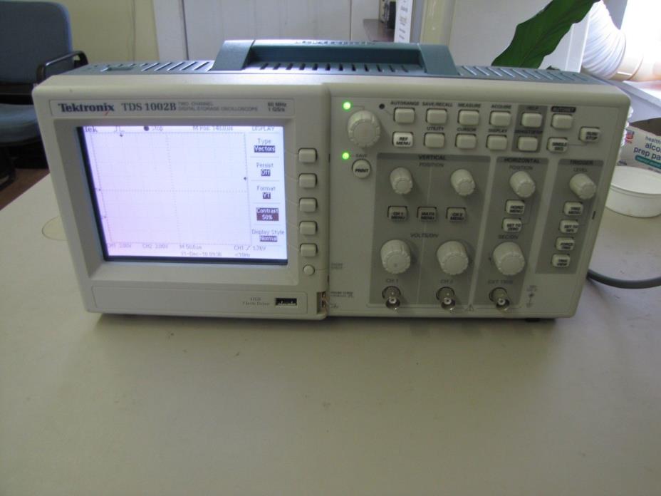 Tektronix TDS1002B Oscilloscope pre-owned