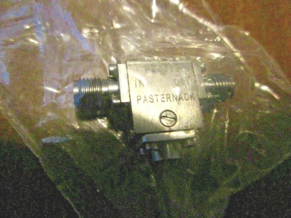 Pasternack PE8303 Isolator with Isolation from 7GHz to 12.4 GHz 1W SMA