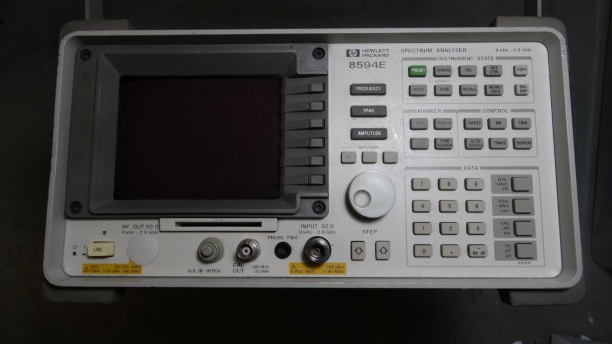 HP 8594E Spectrum Analyzer  Options 004, 101, 102, 130, 041, Handle and Cover