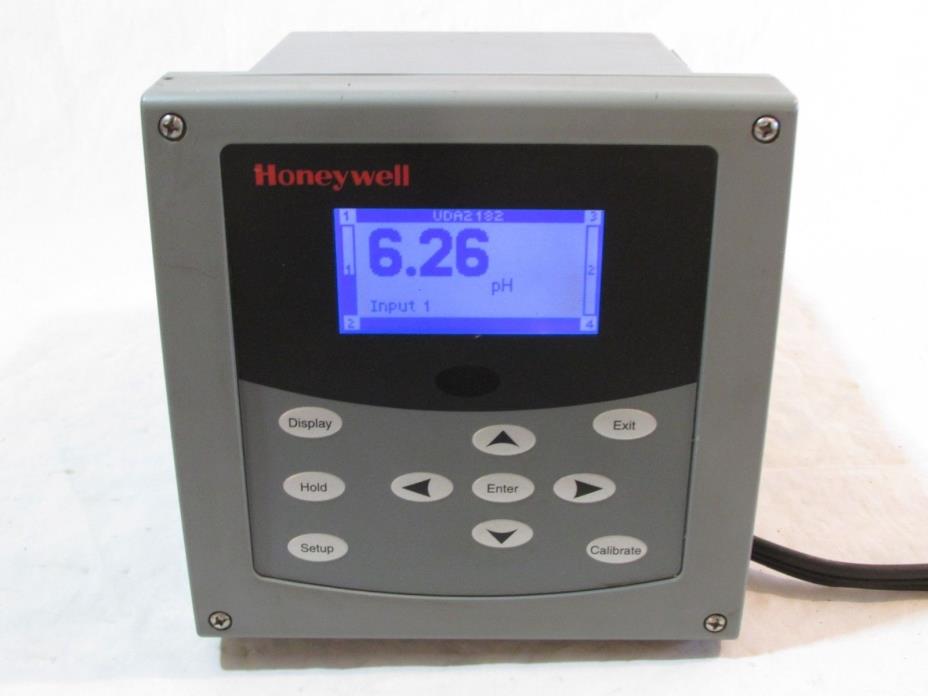 USED Honeywell UDA2182-PA1-NN2-NN-N-0E00 Universal Dual Analyzer