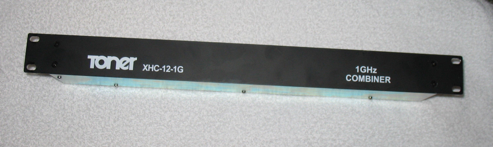 Toner XHC-12-1G 1GHZ Passive Combiner