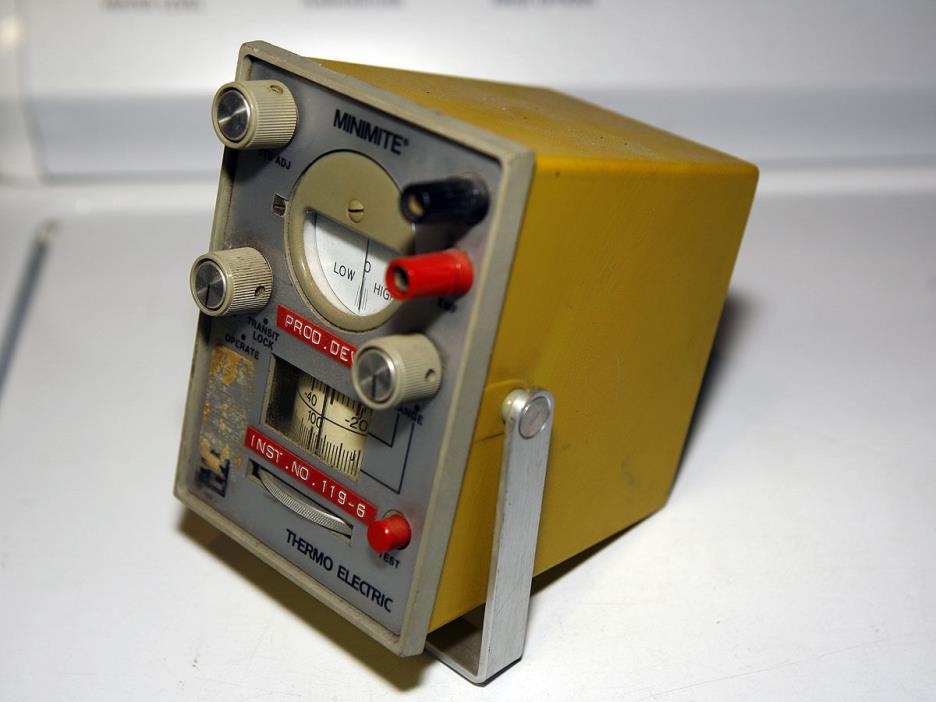 Thermo Electric MiniMite Pyrometer or null indicator for DHT tube amplifier.