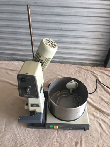 Buchi Rotavapor RE-111 Rotary Evaporator Lab W/ Buchi 461 Water Bath.