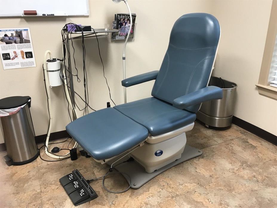 MTI 527 Podiatry Podiatric Medical Foot Feet Ankle Exam Chair