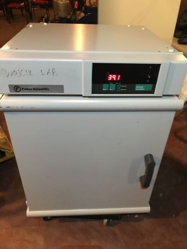 Fisher Scientific 637D IsoTemp 30°-75°C Industrial Lab Drying Incubator Oven