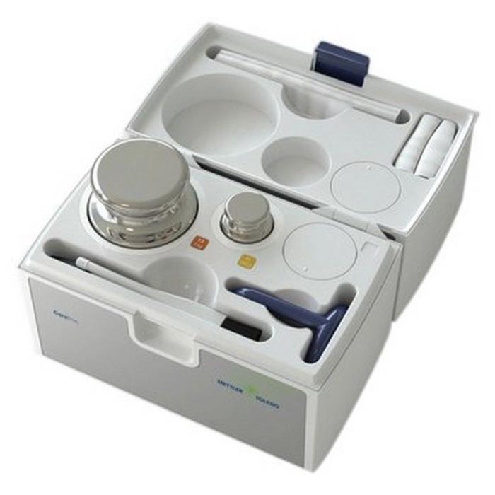 Mettler Toledo 11123110 CarePac ASTM with Carrying Case, 2000 g and 200 g Weight