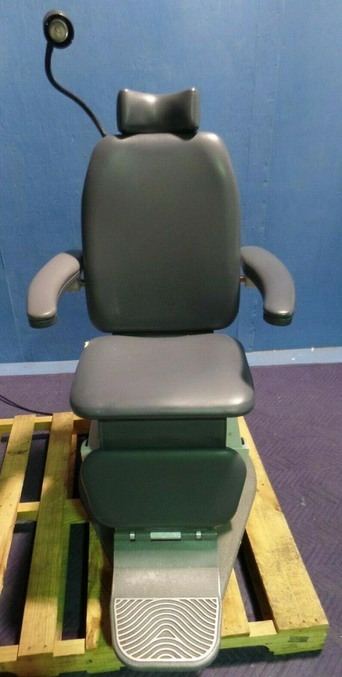 MaxiSelect S2700 Exam Chair