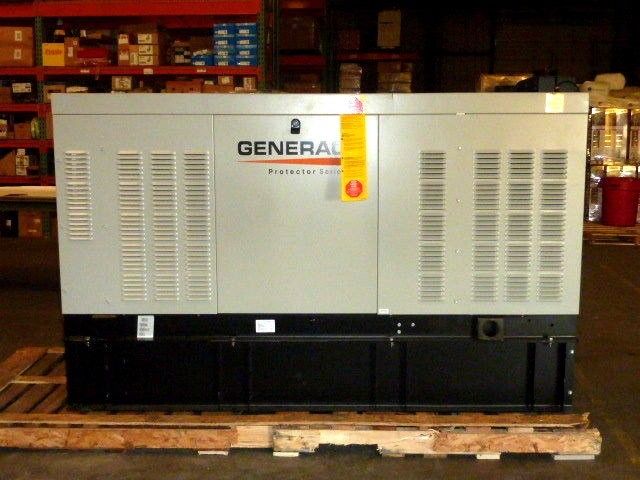 GENERAC Protector Series 20kW Diesel Power Standby Generator 1 Phase 120v 240v