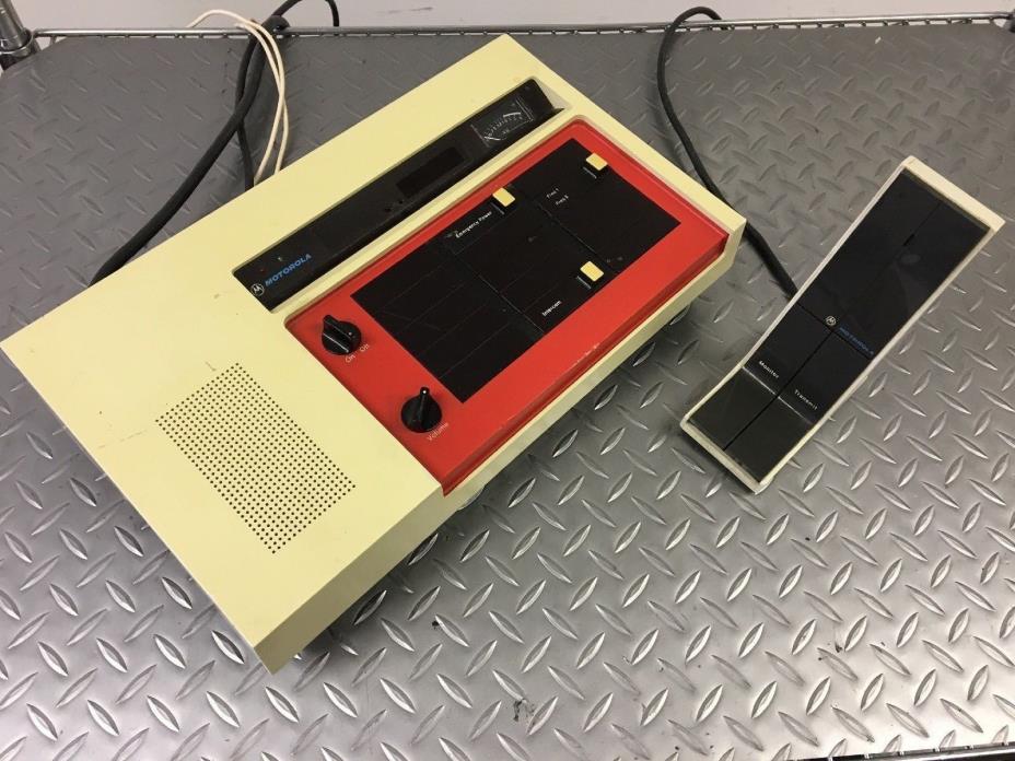 Vintage Motorola Dispatch Console & Desk Microphone T1602cm Tmn1004b