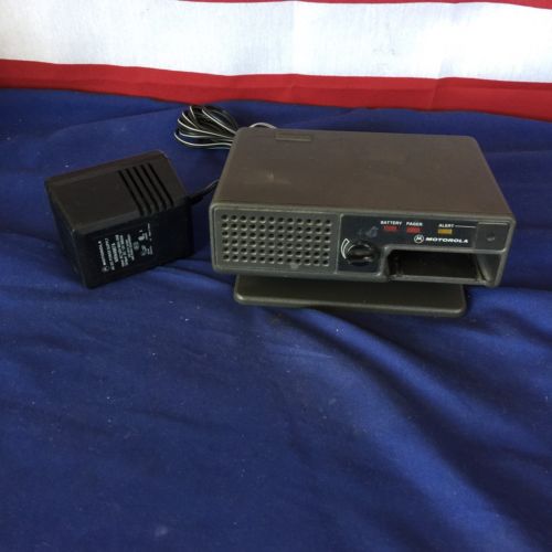 Motorola Minitor II Fire EMS Pager Amplified Charger with Power Supply
