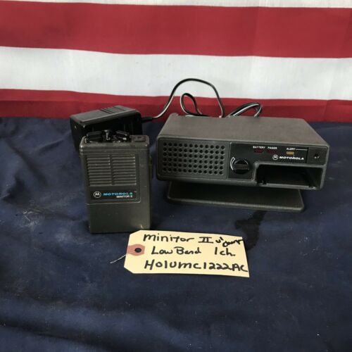 Motorola Minitor II 1 ch Low Band Pager & Amplified Charger with Power Supply