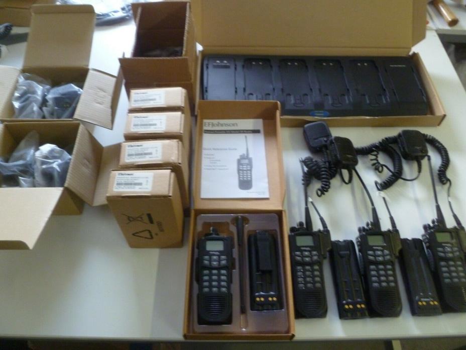 FOUR EF Johnson Ascend ES 800 MHz Two Way Radio w EXTRAS M 242-557E-810HA6 b44